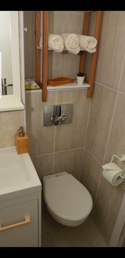 Aparthotel Danube غالات المظهر الخارجي الصورة